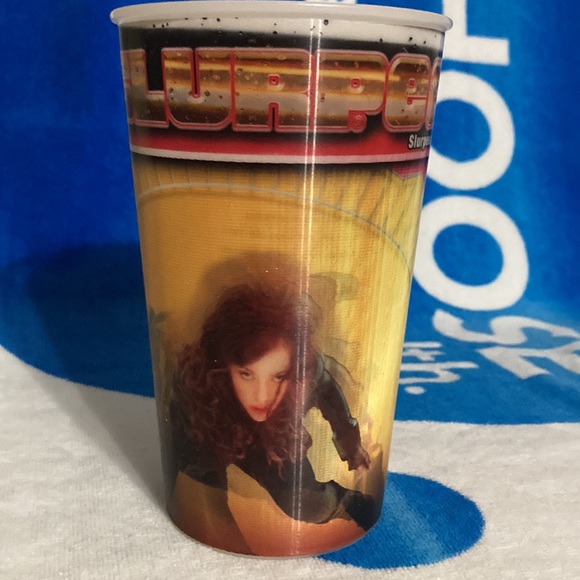 7/11 Slurpee cup Black Widow Iron Man 2 movie cup 6.5” - Picture 3 of 4